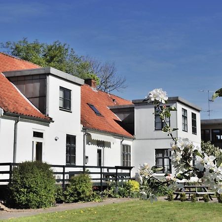 Provstegarden Bed & Breakfast Hovedgård Extérieur photo