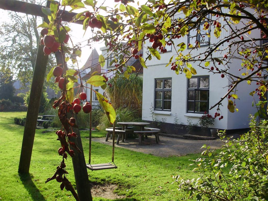 Provstegarden Bed & Breakfast Hovedgård Extérieur photo